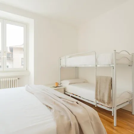 Ponente Balcony & Garden By Rent *