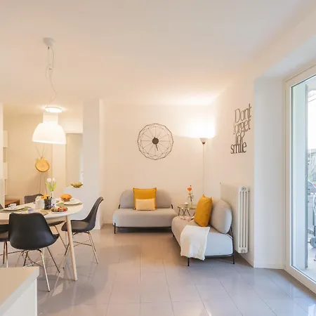 Ponente Balcony & Garden By Rent Apartman