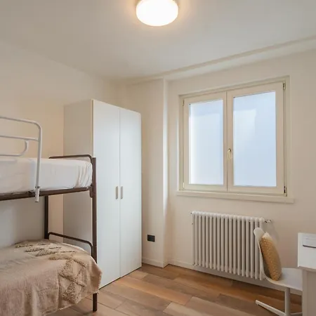 Apartman Ponente Balcony & Garden By Rent *