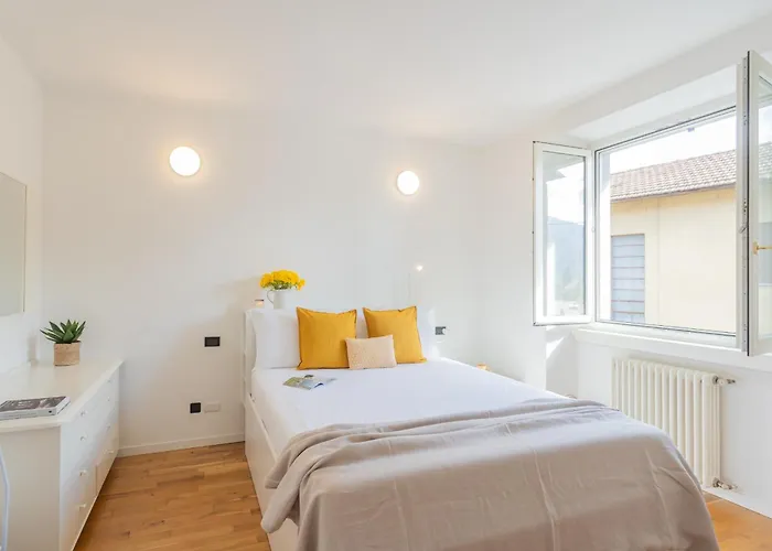 Ponente Balcony & Garden By Rent גראבדונה