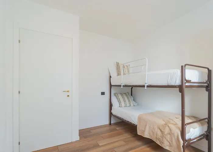 Ponente Balcony & Garden By Rent דירה גראבדונה