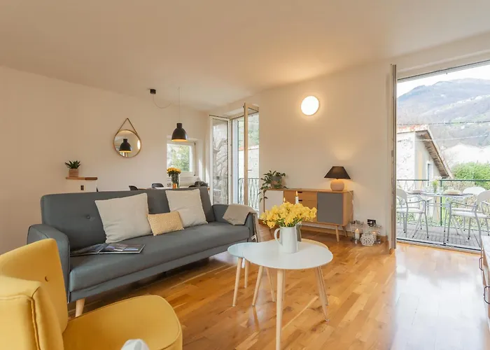 Ponente Balcony & Garden By Rent Apartman