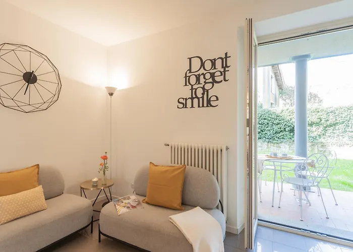 דירה Ponente Balcony & Garden By Rent