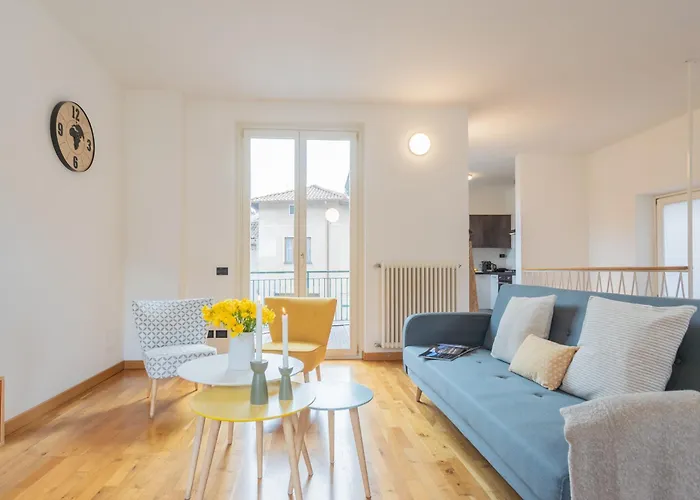 Ponente Balcony & Garden By Rent