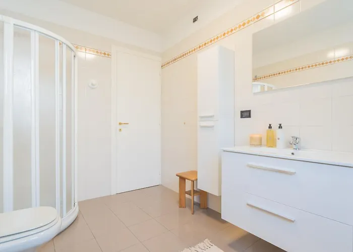 Ponente Balcony & Garden By Rent *