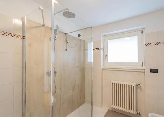 Apartment Ponente Balcony & Garden By Rent
