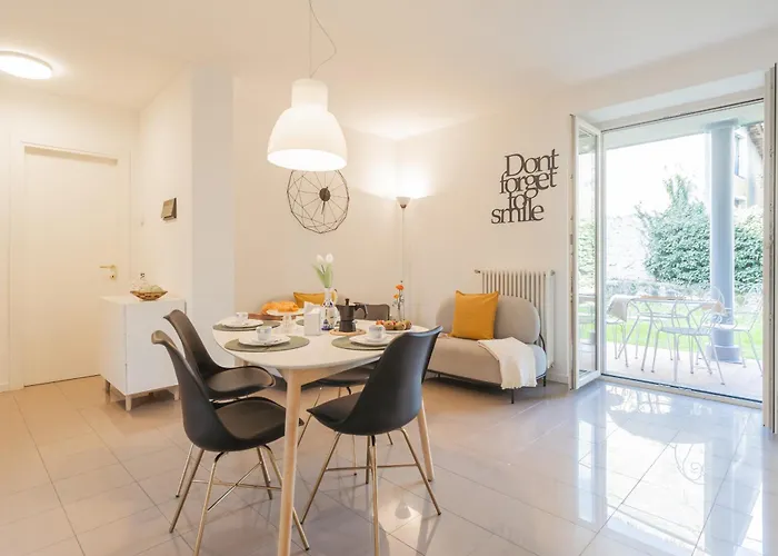 Apartment Ponente Balcony & Garden By Rent *